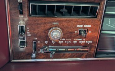 Oldsmobile-Toronado-1978-Coupe-10