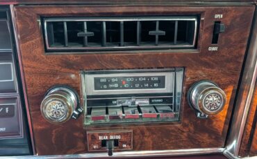 Oldsmobile-Toronado-1978-Coupe-11