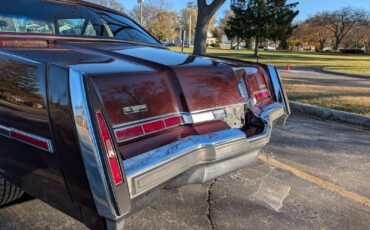 Oldsmobile-Toronado-1978-Coupe-14