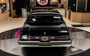 Oldsmobile-Toronado-1979-Coupe-15