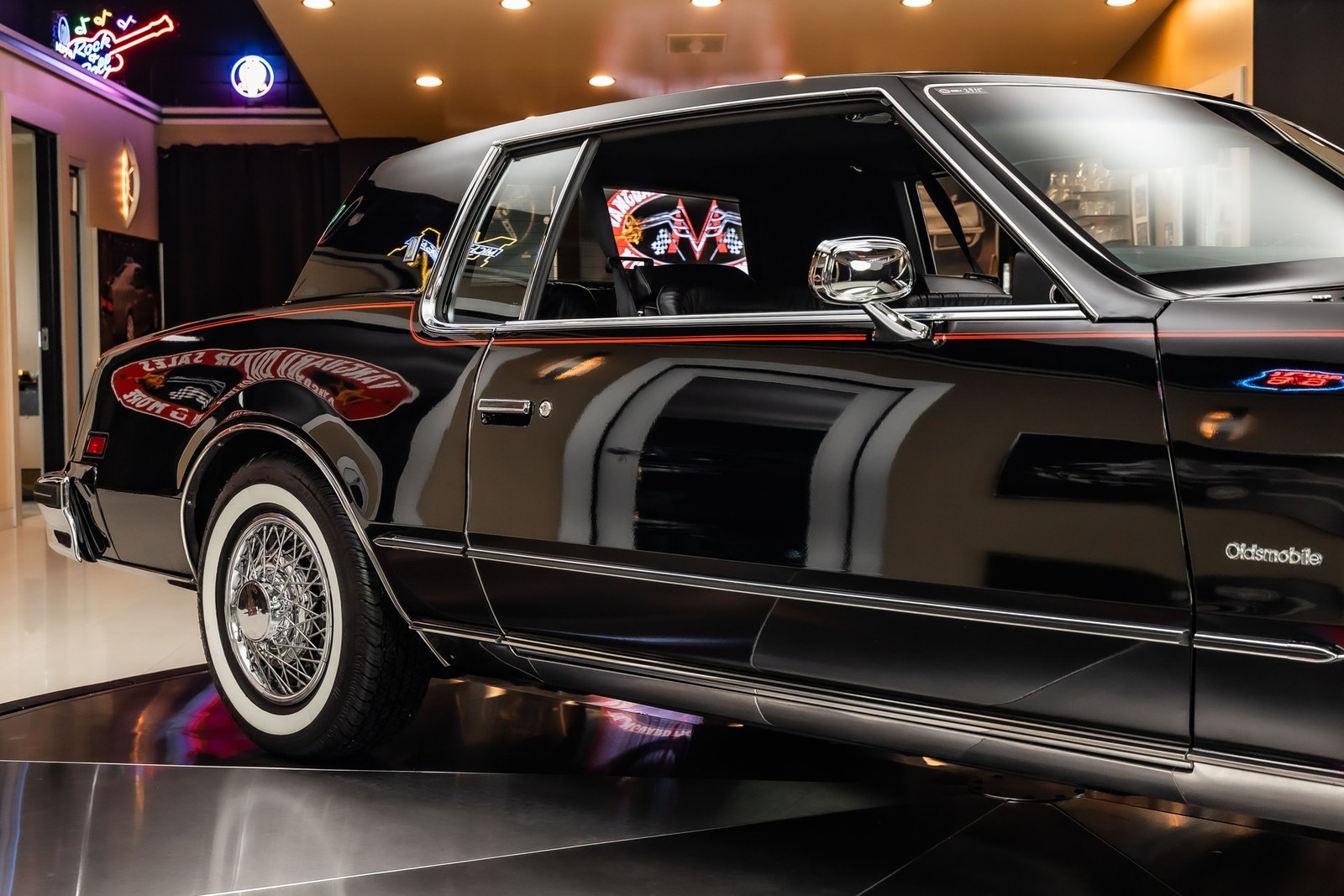 Oldsmobile-Toronado-1979-Coupe-22