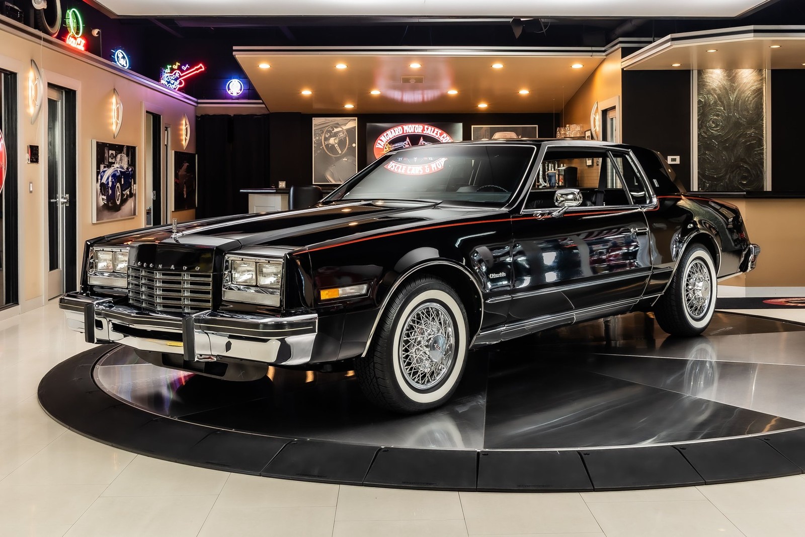 Oldsmobile-Toronado-1979-Coupe