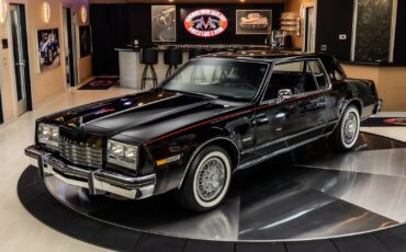 Oldsmobile-Toronado-1979-Coupe-5