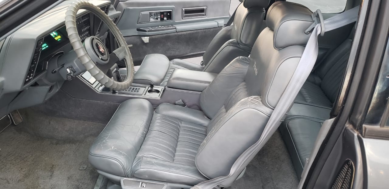 Oldsmobile-Toronado-1987-Coupe-10