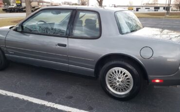Oldsmobile-Toronado-1987-Coupe-11