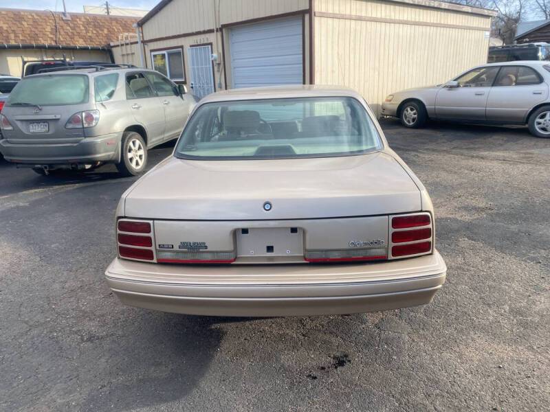 Oldsmobile-ciera-sl-1995-1