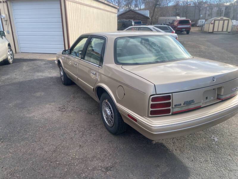 Oldsmobile-ciera-sl-1995-2