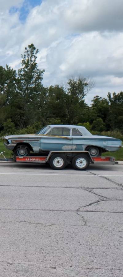 Oldsmobile-cutlass-1962-green-1