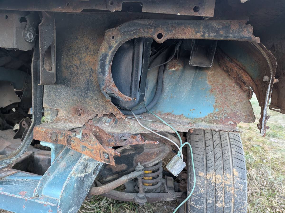 Oldsmobile-cutlass-1962-green-13