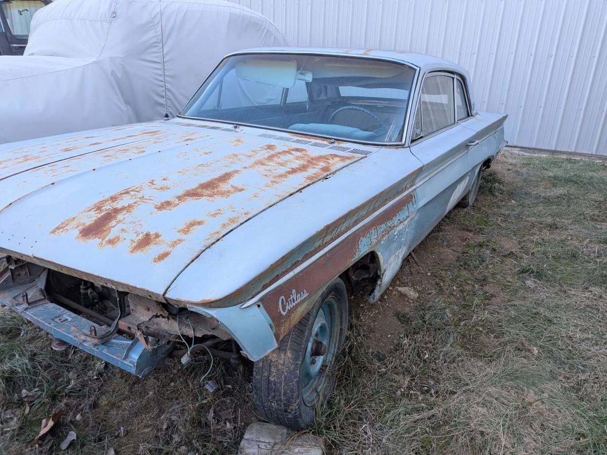 Oldsmobile-cutlass-1962-green-3