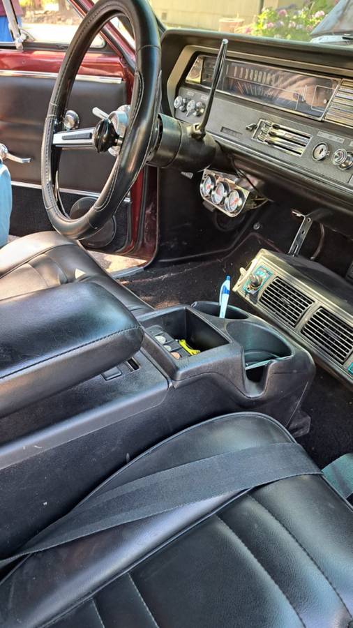 Oldsmobile-cutlass-1965-custom-1