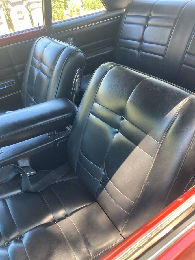 Oldsmobile-cutlass-1965-custom-13