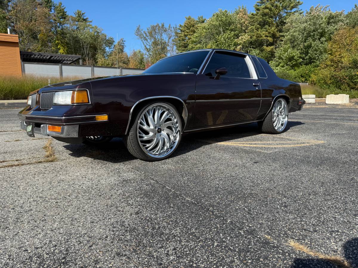 Oldsmobile-cutlass-1988