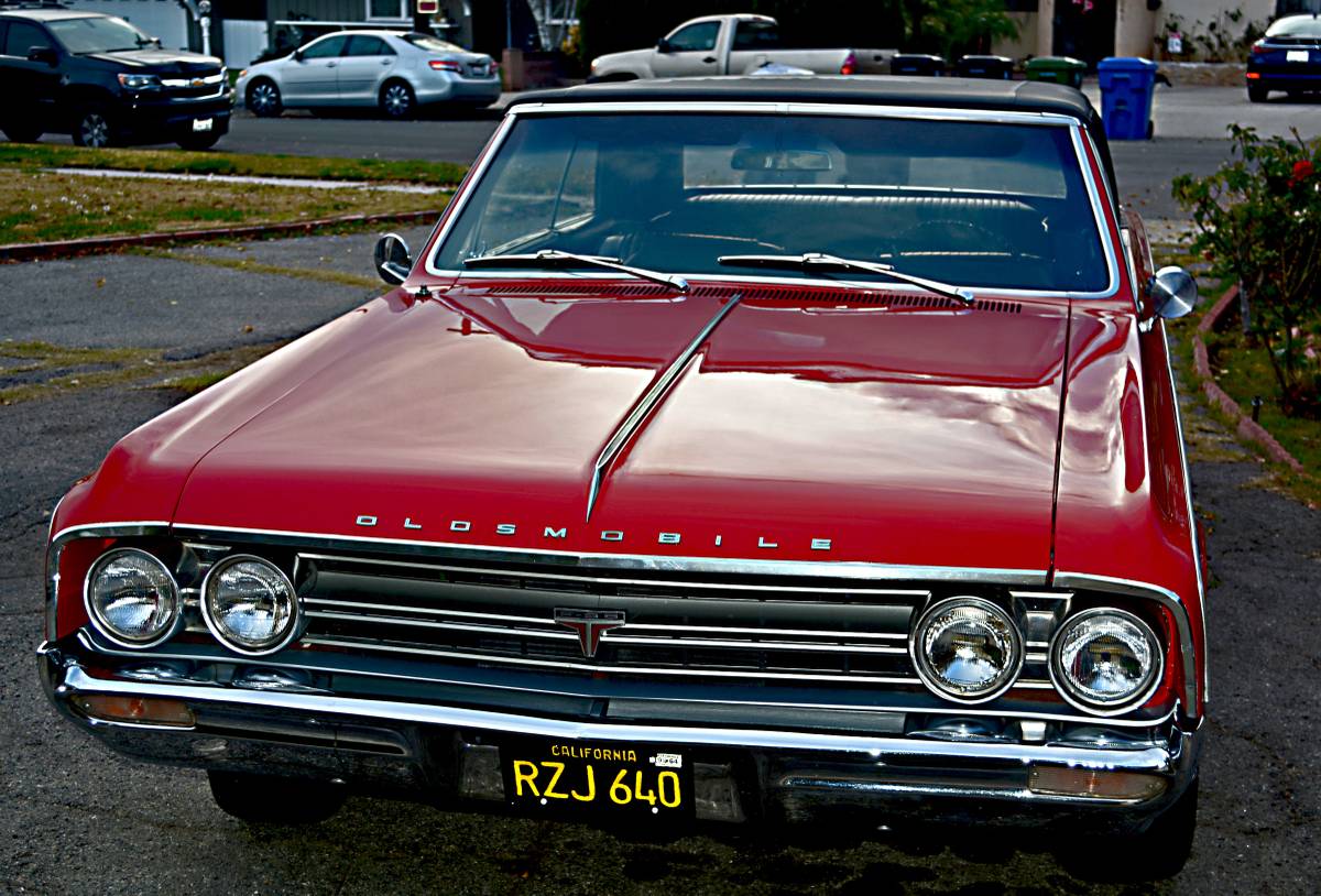 Oldsmobile-cutlass-convertible-1964-15