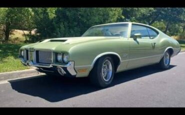 Oldsmobile-cutlass-s-1972-green-3