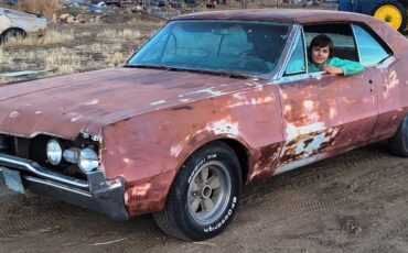 Oldsmobile-cutlass-supreme-1967