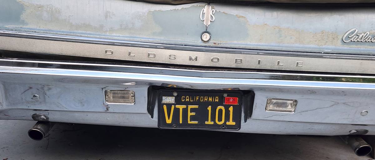 Oldsmobile-cutlass-supreme-1967-blue-1