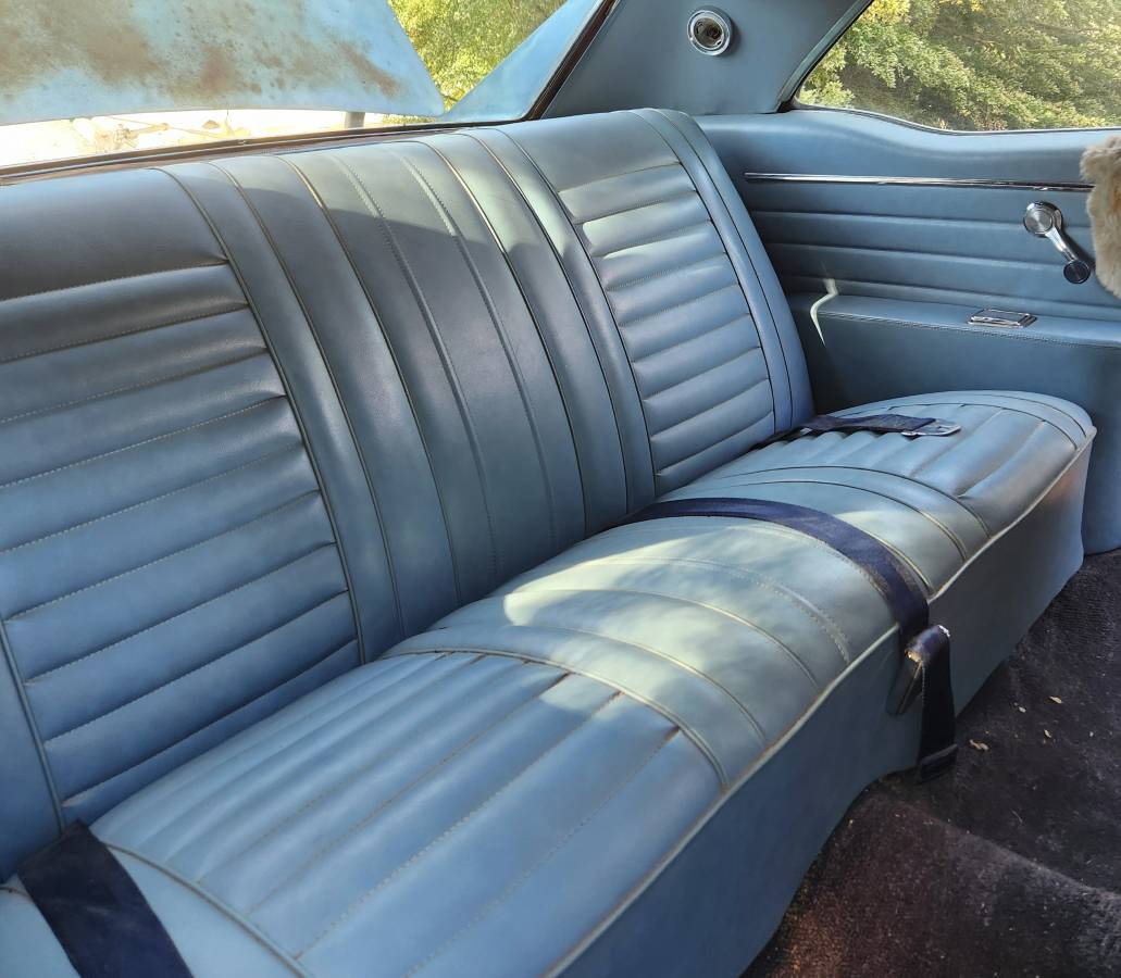 Oldsmobile-cutlass-supreme-1967-blue-13