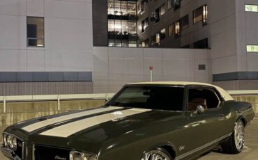 Oldsmobile-cutlass-supreme-1970-6