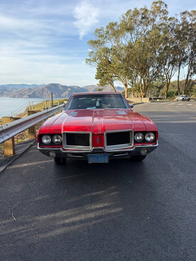 Oldsmobile-cutlass-supreme-1971-red-1