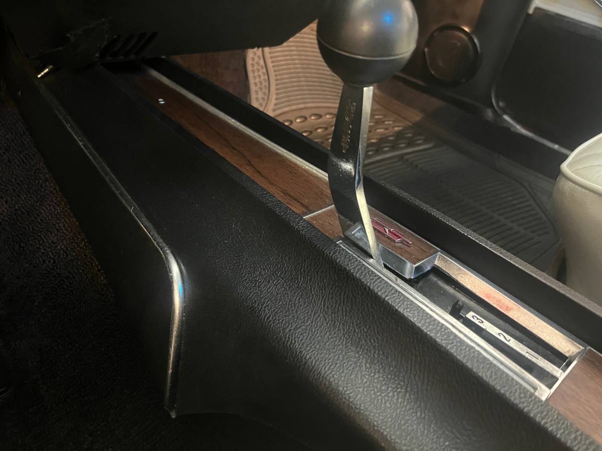 Oldsmobile-cutlass-supreme-1972-orange-1