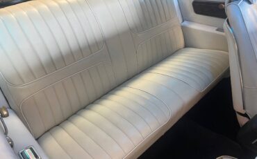 Oldsmobile-cutlass-supreme-1972-orange-12