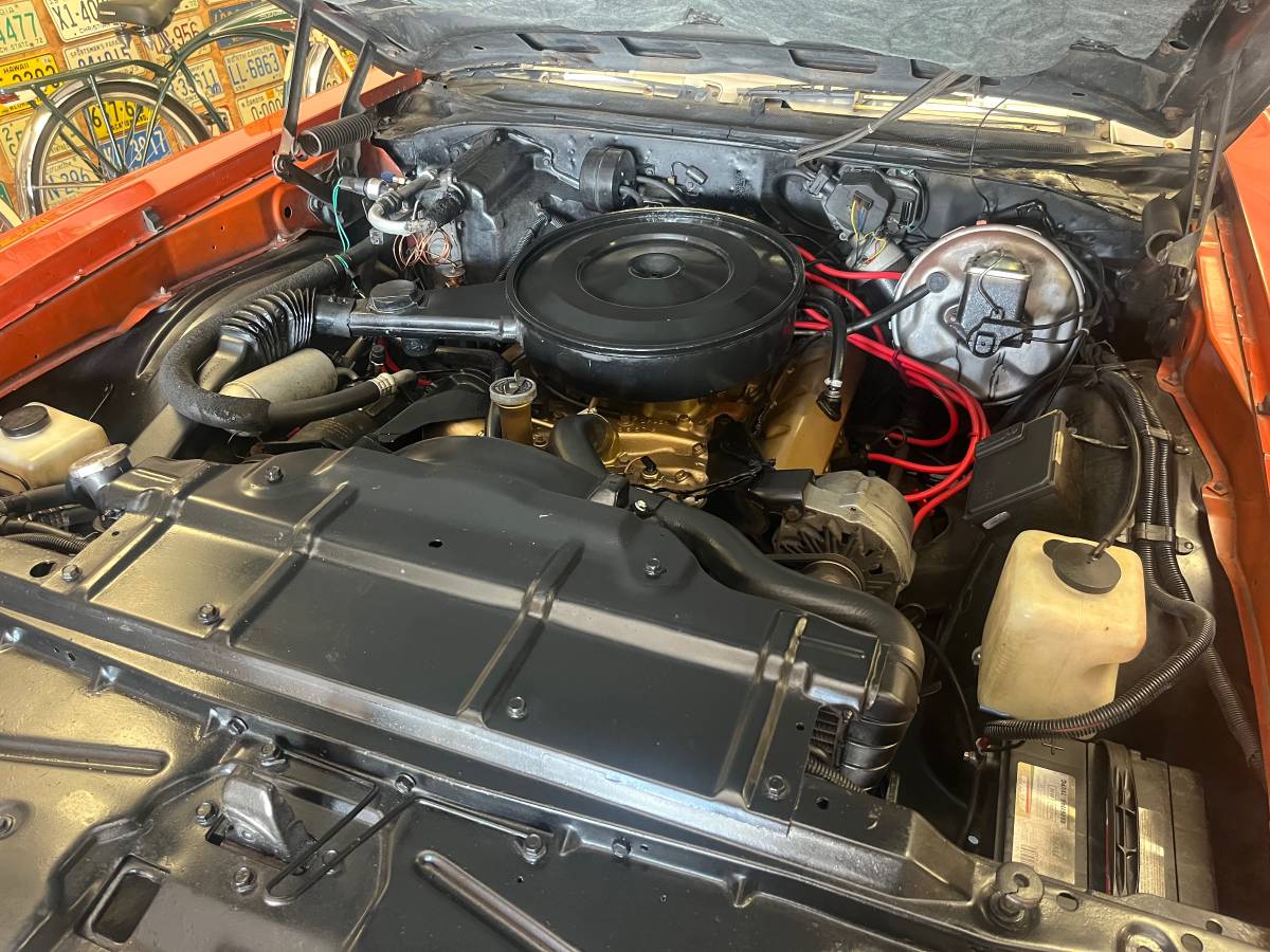 Oldsmobile-cutlass-supreme-1972-orange-16