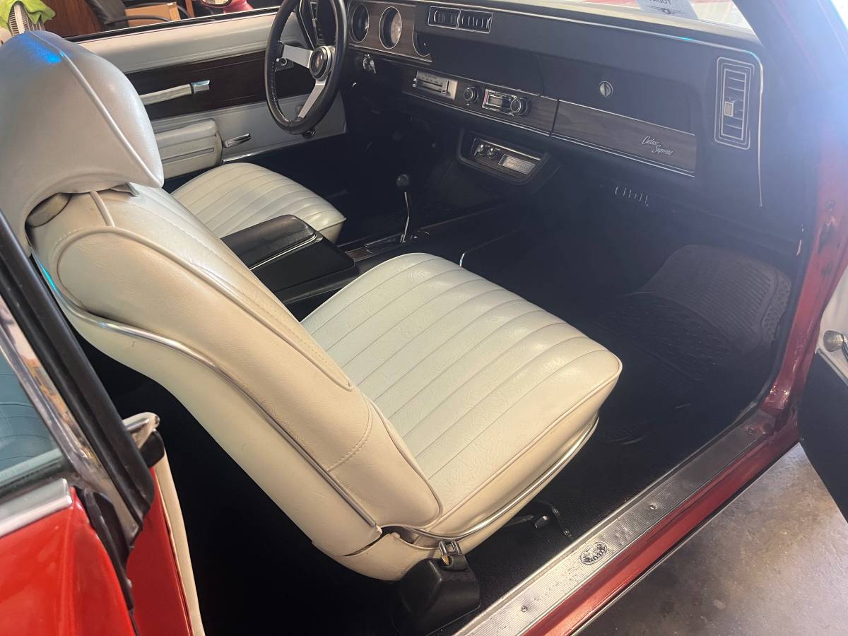 Oldsmobile-cutlass-supreme-1972-orange-2