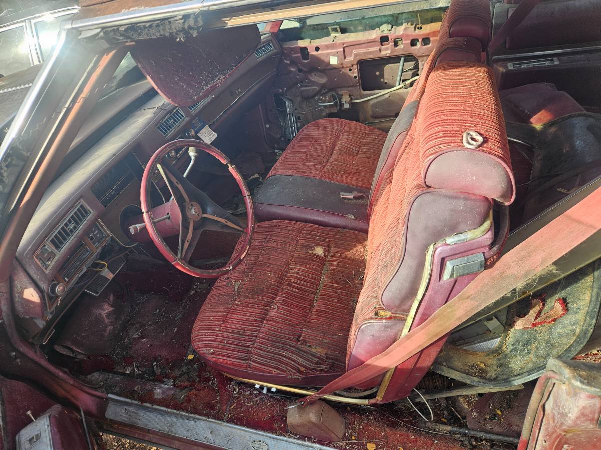 Oldsmobile-cutlass-supreme-1974-yellow-10