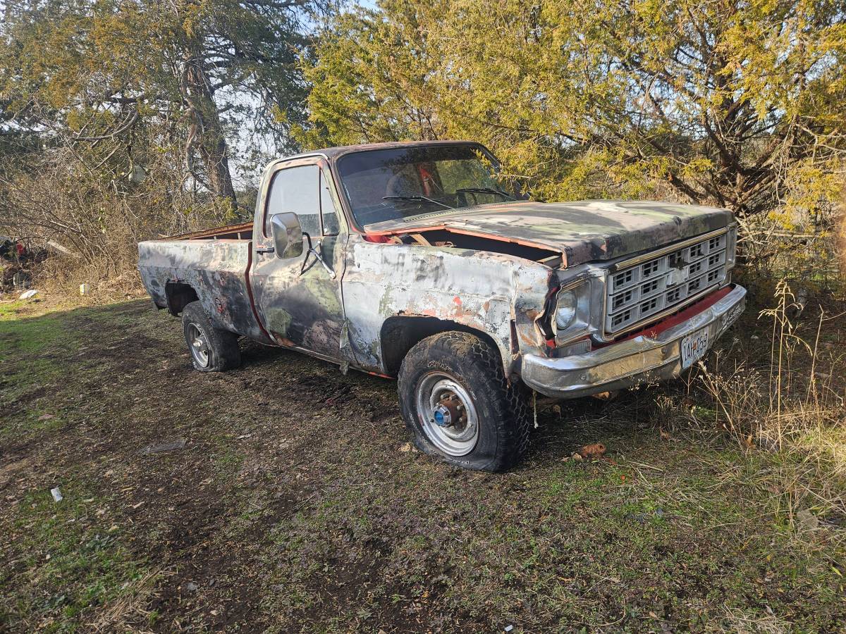 Oldsmobile-cutlass-supreme-1974-yellow-12