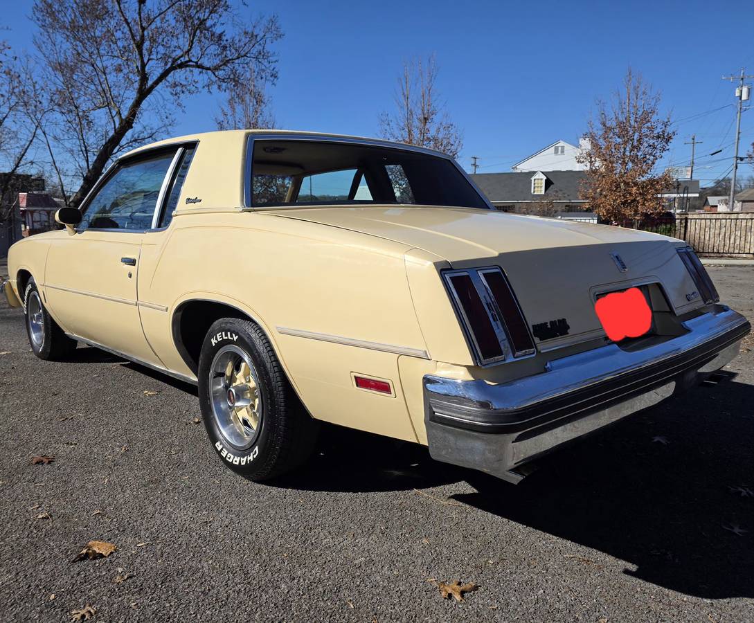 Oldsmobile-cutlass-supreme-1978-custom-12