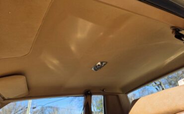 Oldsmobile-cutlass-supreme-1978-custom-19