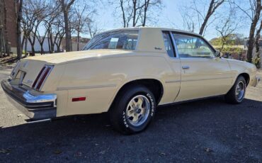 Oldsmobile-cutlass-supreme-1978-custom-7