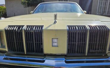 Oldsmobile-cutlass-supreme-1979-yellow-1