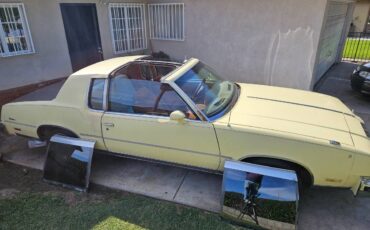 Oldsmobile-cutlass-supreme-1979-yellow-8