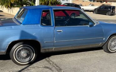 Oldsmobile-cutlass-supreme-1981-custom-10