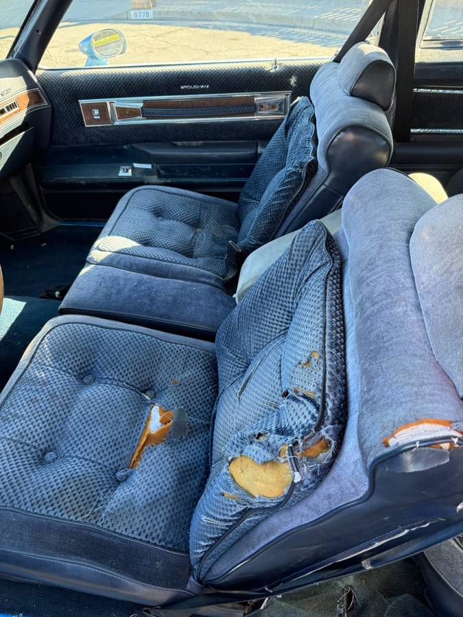 Oldsmobile-cutlass-supreme-1981-custom-2