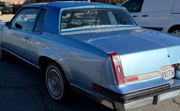 Oldsmobile-cutlass-supreme-1981-custom