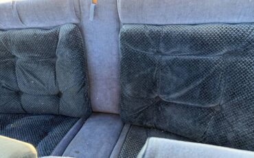 Oldsmobile-cutlass-supreme-1981-custom-4