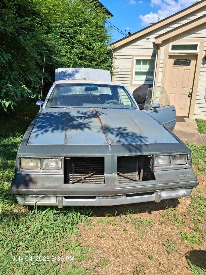 Oldsmobile-cutlass-supreme-1984-blue-3