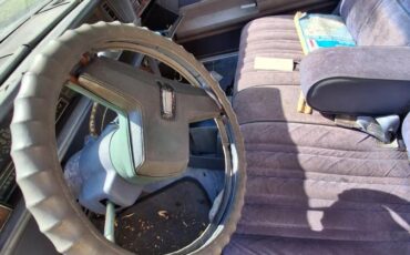 Oldsmobile-cutlass-supreme-1984-blue-4