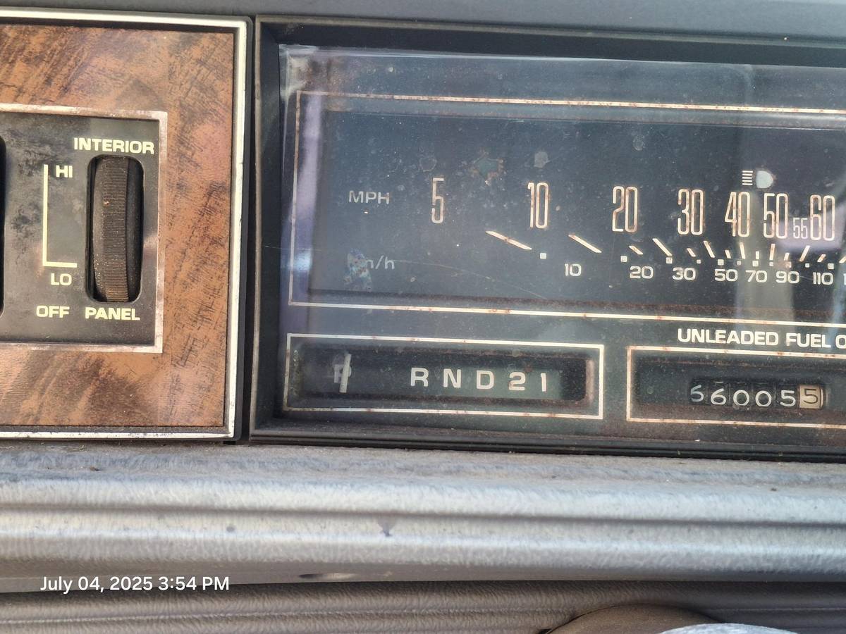 Oldsmobile-cutlass-supreme-1984-blue