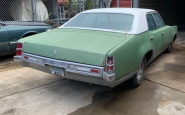 Oldsmobile-delta-88-1970-silver-3