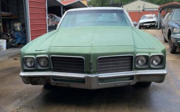 Oldsmobile-delta-88-1970-silver