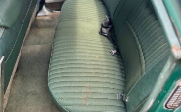 Oldsmobile-delta-88-royale-1973-green-5