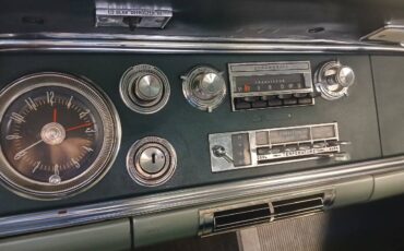 Oldsmobile-dynamic-88-1966-green-5