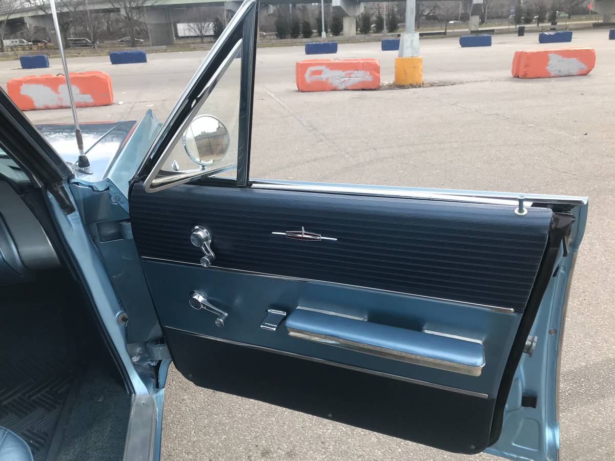 Oldsmobile-dynamic-88-holliday-1963-blue-11