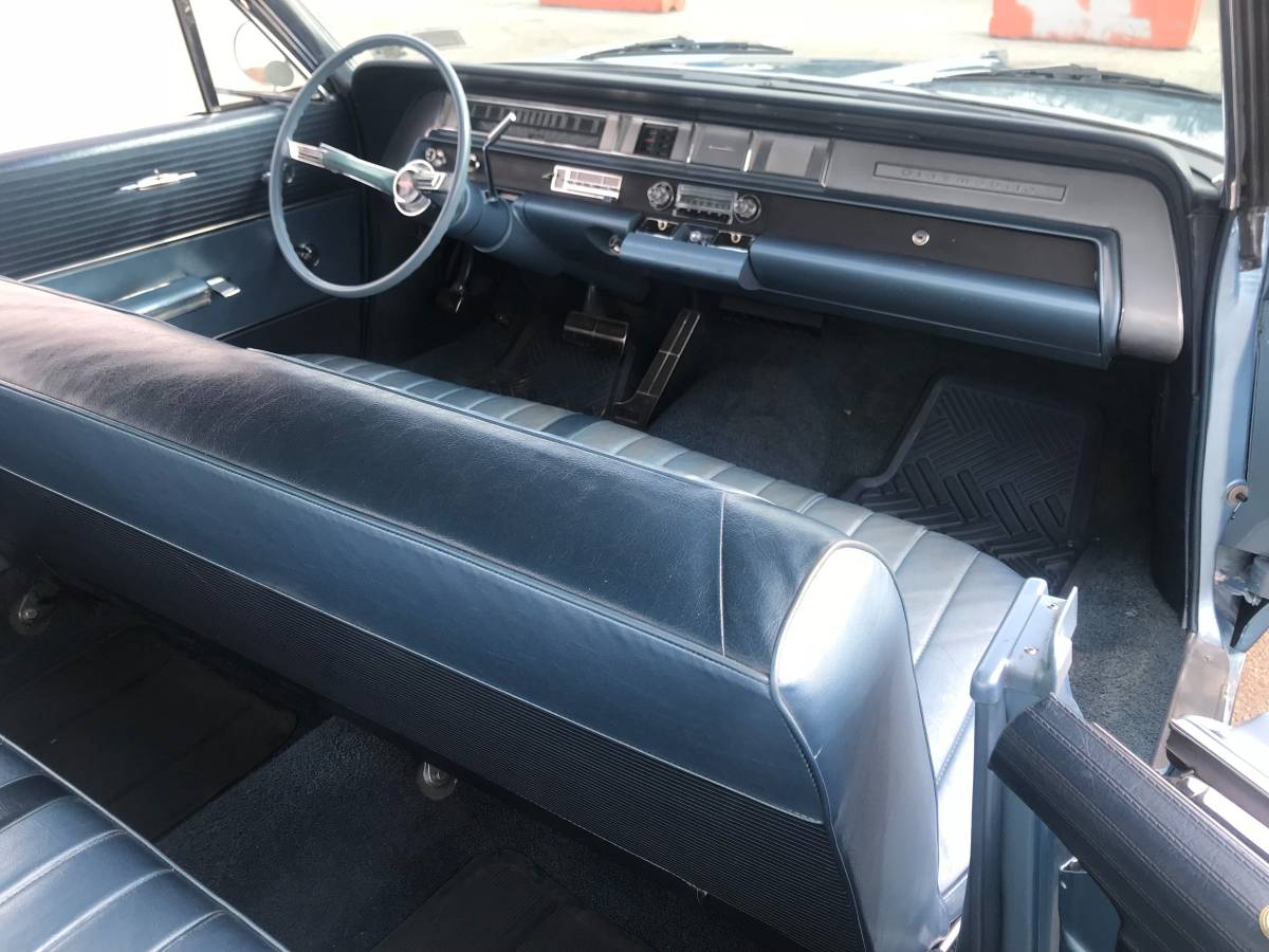 Oldsmobile-dynamic-88-holliday-1963-blue-12