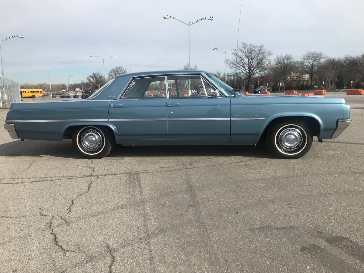 Oldsmobile-dynamic-88-holliday-1963-blue-3