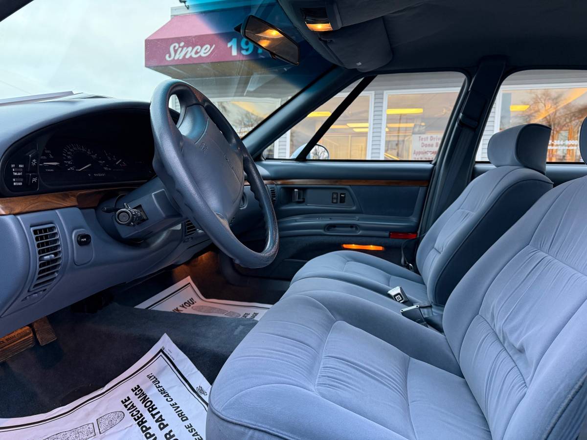 Oldsmobile-eighty-eight-88-ls-1996-blue-30